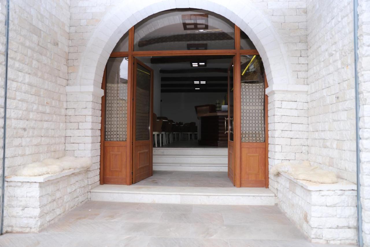 Hanna'S Hostel Berat Exterior photo